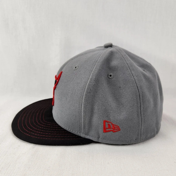 New Era Chicago Bulls Hardwood Classic Fitted Hat.  7 1/2 - Picture 2 of 7
